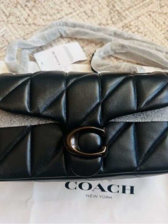 Coach Tabby Shoulder Bag 20 With Pillow Quilting - Picture 4 of 9